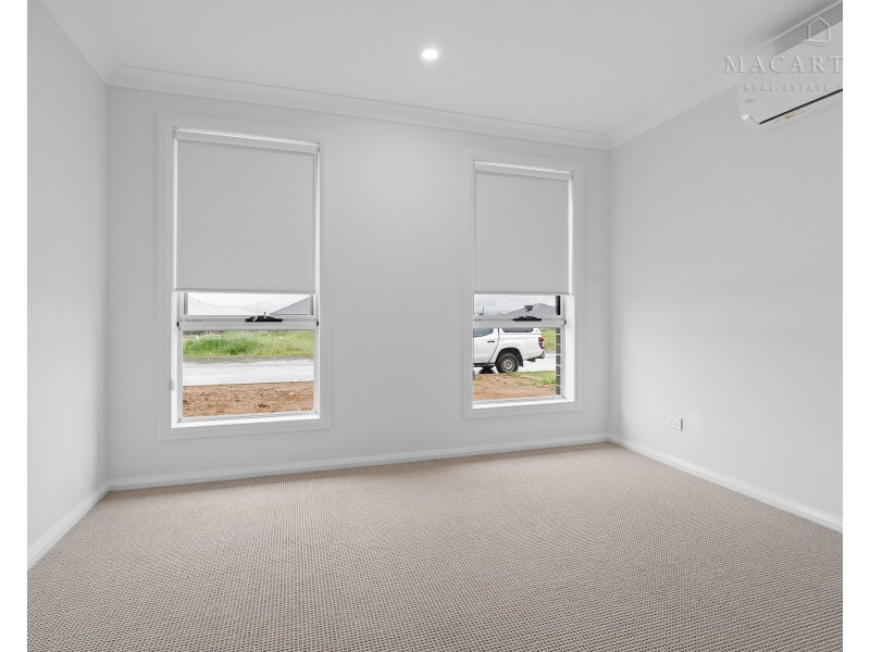 23 Blackwood Circuit, Forest Hill NSW 2651