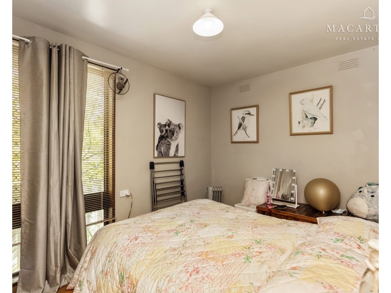 6 Callaghan Street, Ashmont NSW 2650