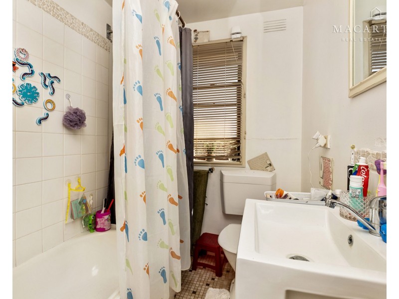 6 Callaghan Street, Ashmont NSW 2650