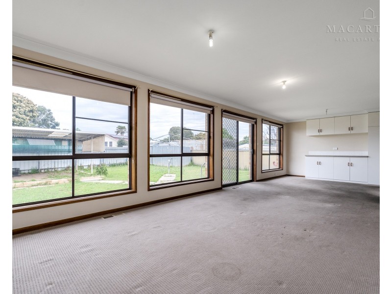 22 Mumford Street, Ashmont NSW 2650