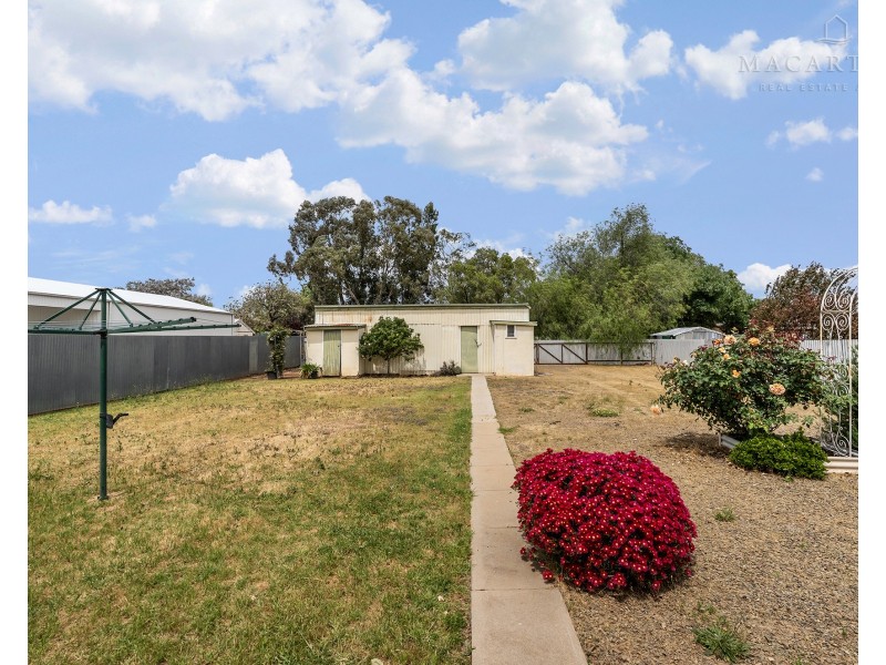 62 Ferrier Street, Lockhart NSW 2656