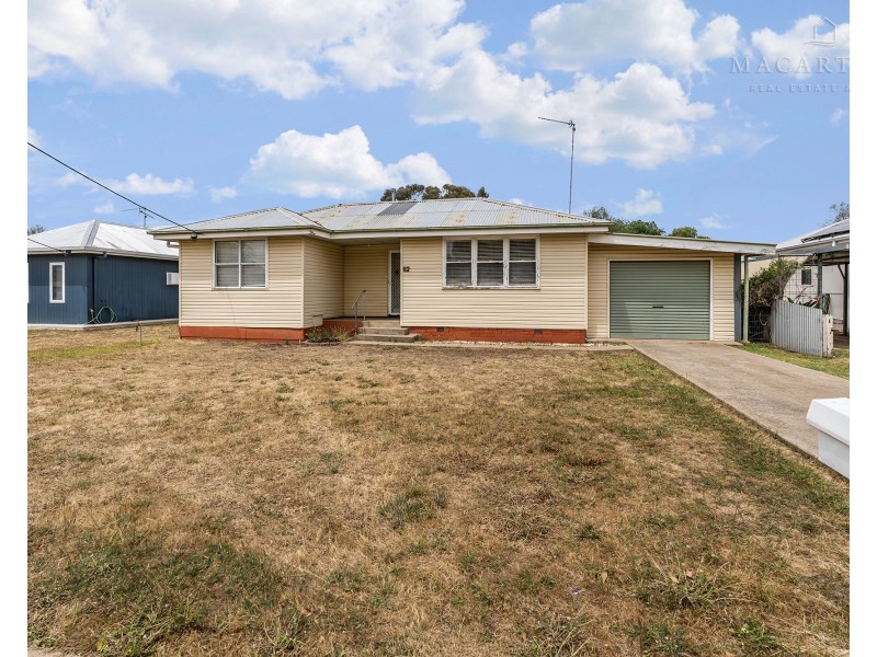 62 Ferrier Street, Lockhart NSW 2656
