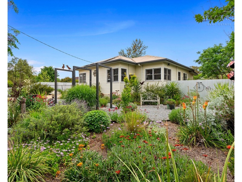 5 Hannah Street, Ganmain NSW 2702