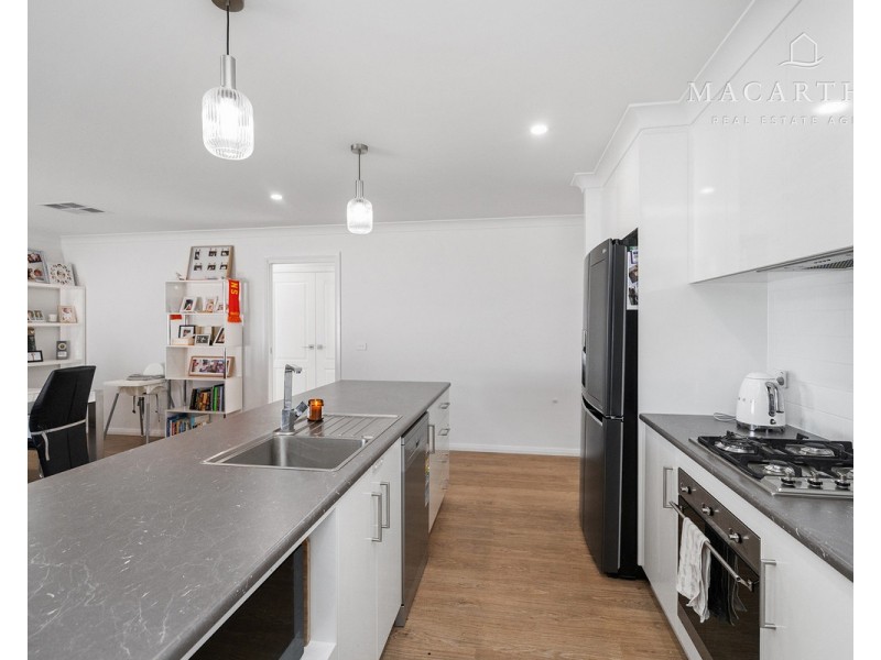 60 Jumbuck Drive, Gobbagombalin NSW 2650