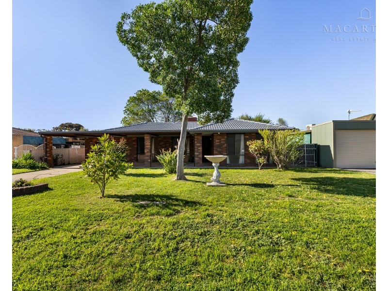 5 Undurra Drive, Glenfield Park NSW 2650