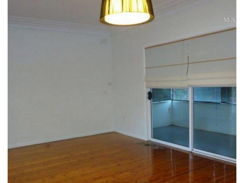 32 Manoora Avenue, Mount Austin NSW 2650