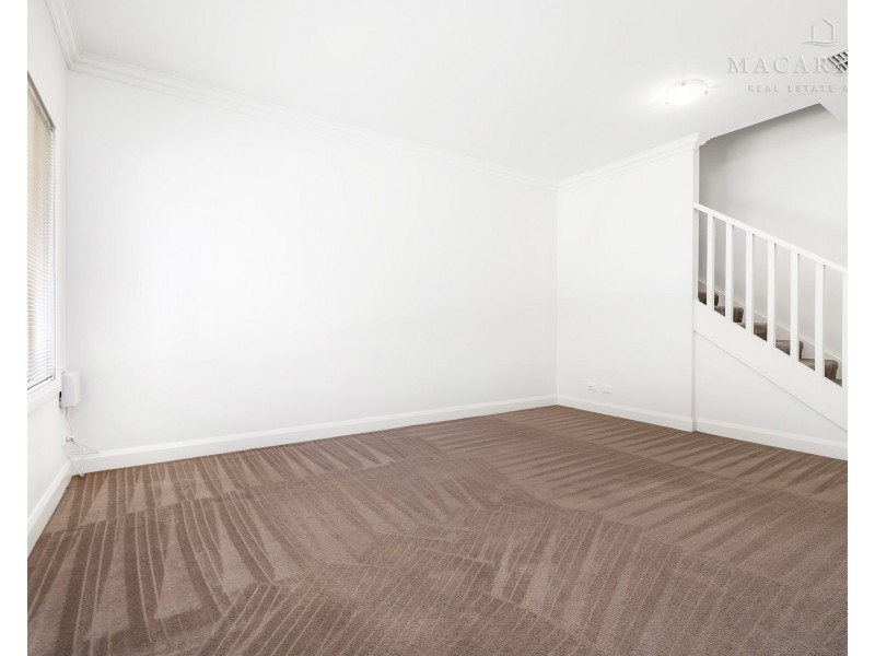 11/20 Travers Street, Wagga Wagga NSW 2650