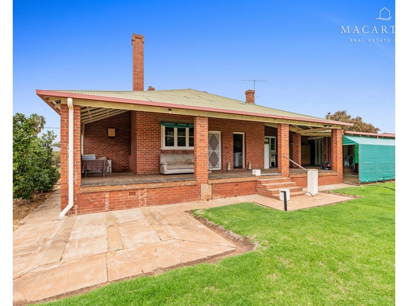 14 Waterview Street, Ganmain NSW 2702