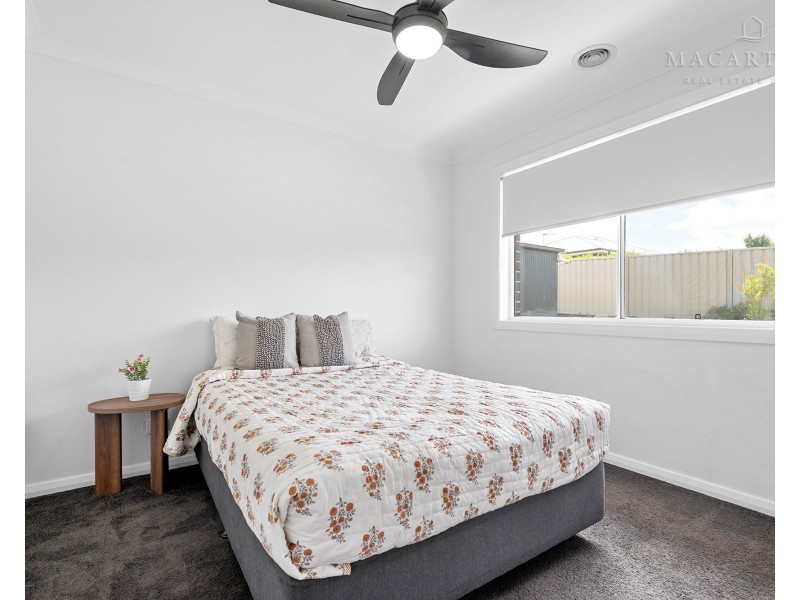 6 Jumbuck Drive, Gobbagombalin NSW 2650