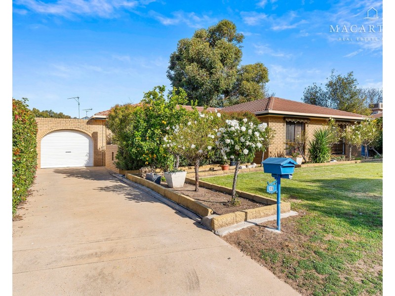 15 Matheson Place, Estella NSW 2650