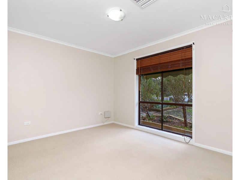 15 Matheson Place, Estella NSW 2650