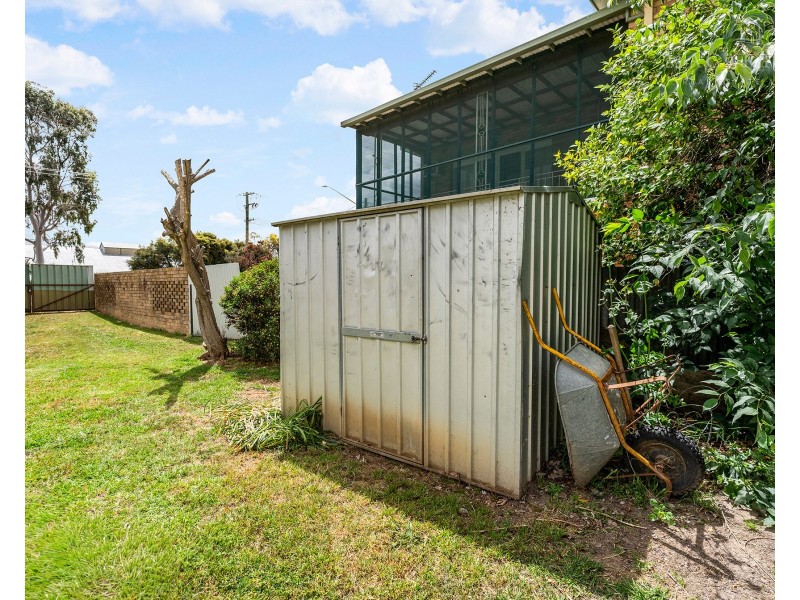 41 Lindsay Street, Turvey Park NSW 2650
