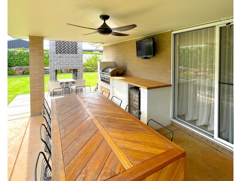 8 Jumbuck Drive, Gobbagombalin NSW 2650