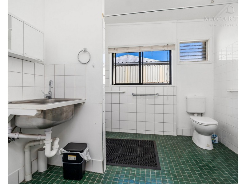 310 Lake Albert Road, Kooringal NSW 2650