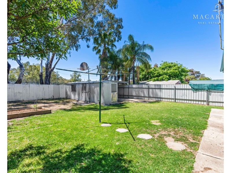 26 Lonergan Place, East Wagga Wagga NSW 2650