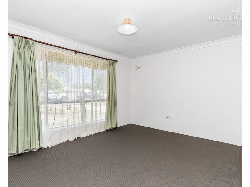 26 Lonergan Place, East Wagga Wagga NSW 2650