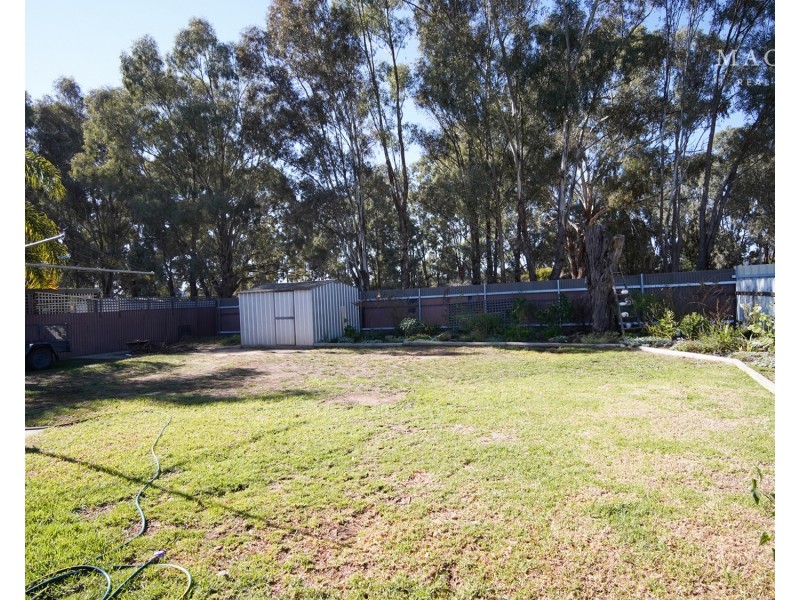 32 Karoom Drive, Glenfield Park NSW 2650