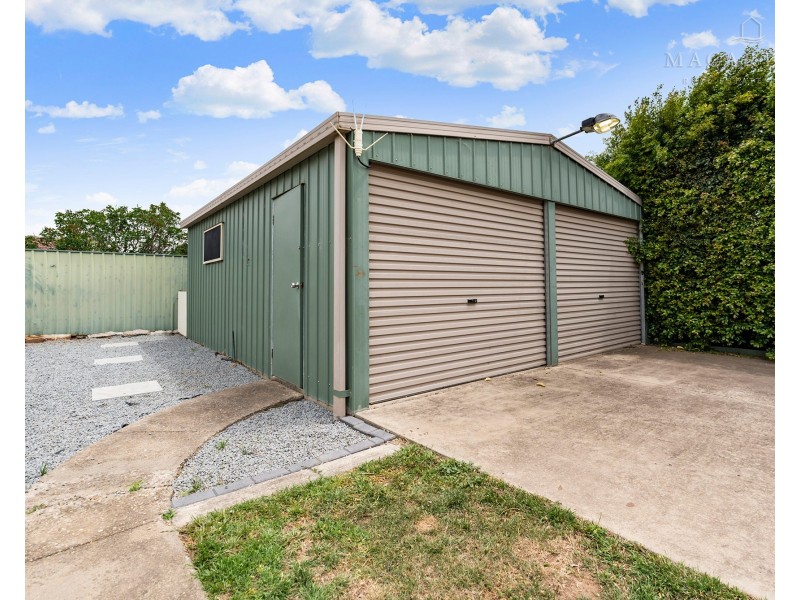 40 Naretha Street, Glenfield Park NSW 2650