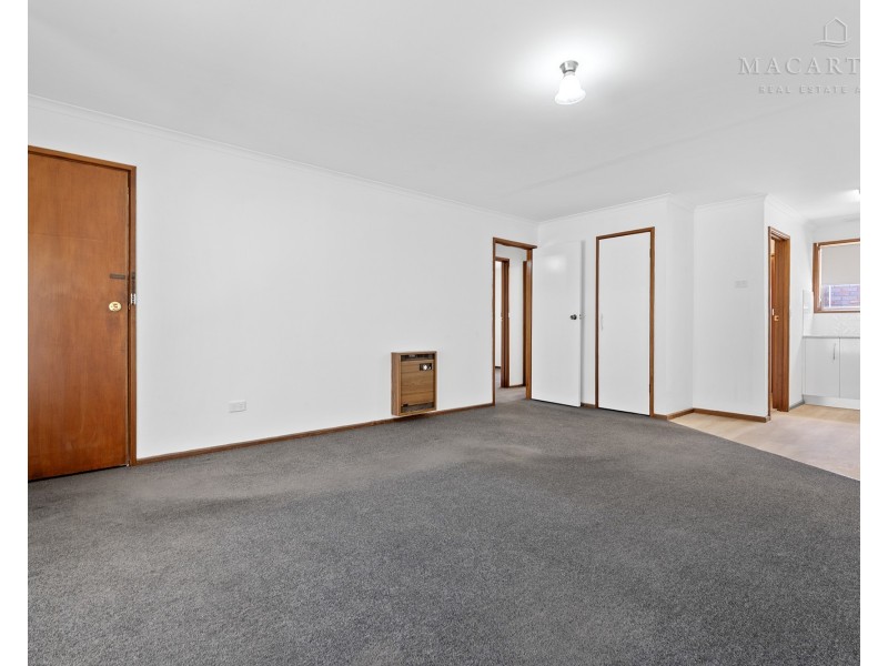 2/31-33 Lampe Avenue, Wagga Wagga NSW 2650