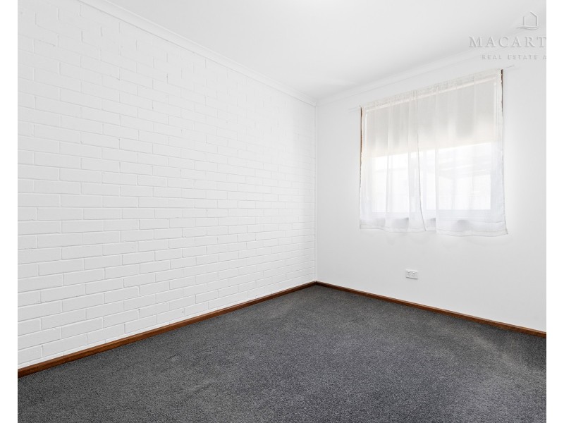 2/31-33 Lampe Avenue, Wagga Wagga NSW 2650