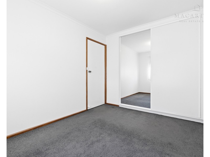 2/31-33 Lampe Avenue, Wagga Wagga NSW 2650