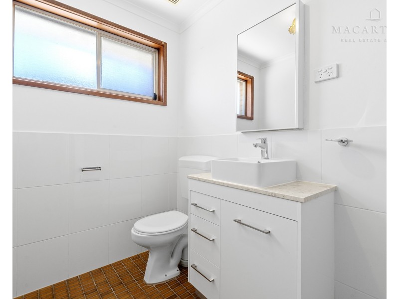 2/31-33 Lampe Avenue, Wagga Wagga NSW 2650