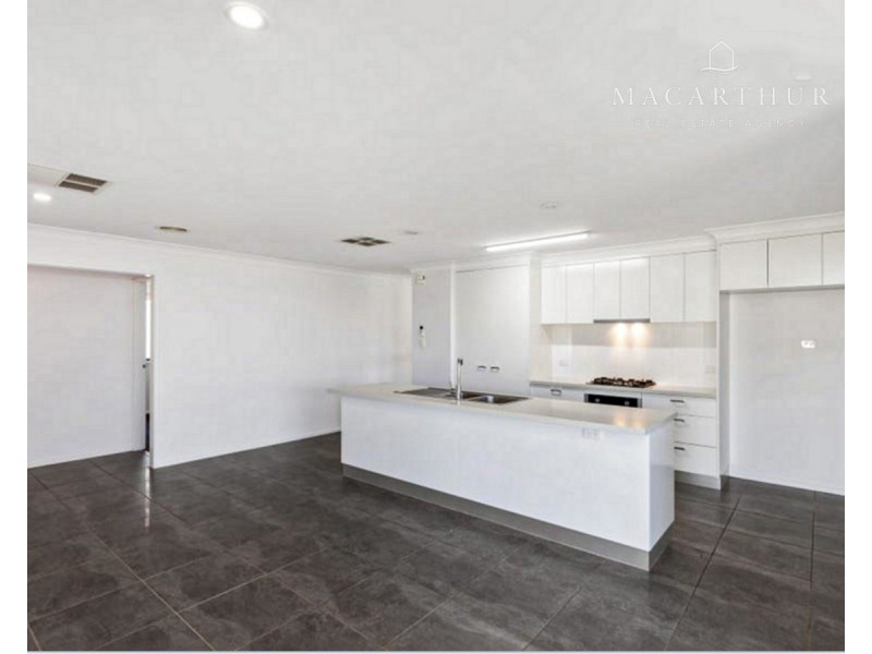 27 Alma Crescent, Estella NSW 2650