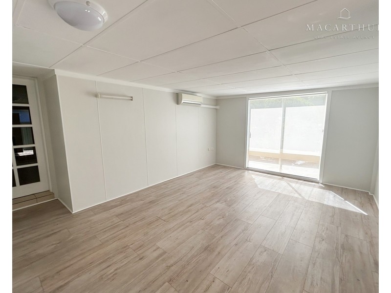 61 Vincent Road, Lake Albert NSW 2650