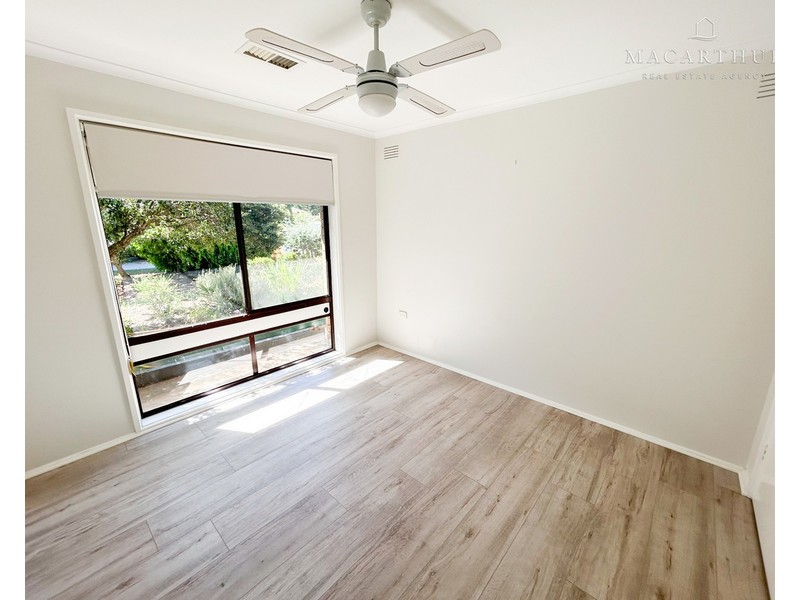 61 Vincent Road, Lake Albert NSW 2650