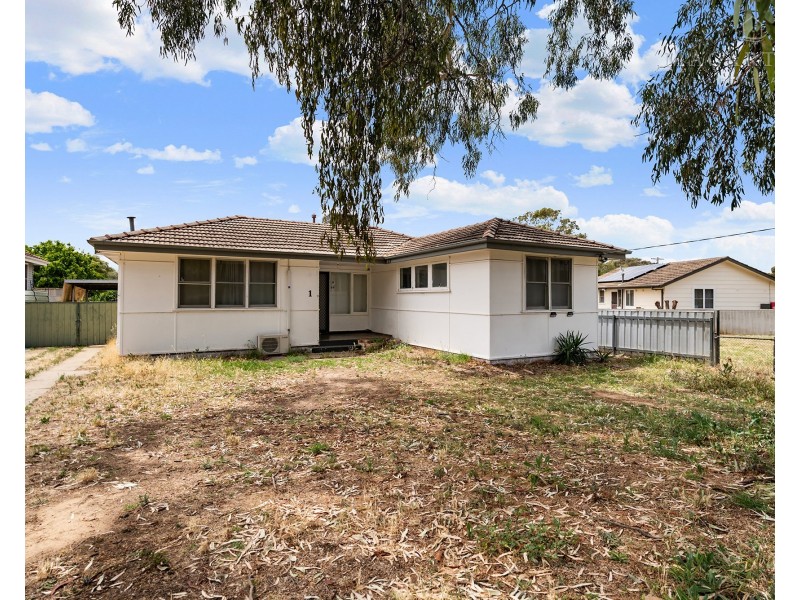 1 Timor Place, Ashmont NSW 2650