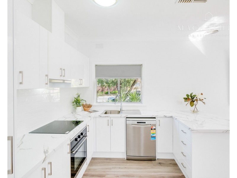12 Ziegler Avenue, Kooringal NSW 2650