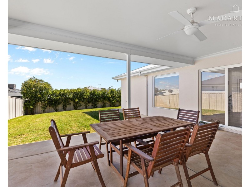 68 Jumbuck Drive, Gobbagombalin NSW 2650