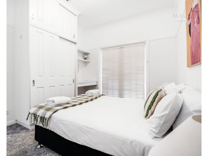 14 Sunshine Avenue, Turvey Park NSW 2650