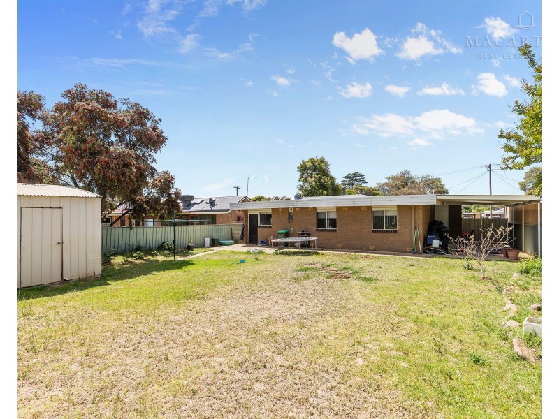 99 Raye Street, Tolland NSW 2650