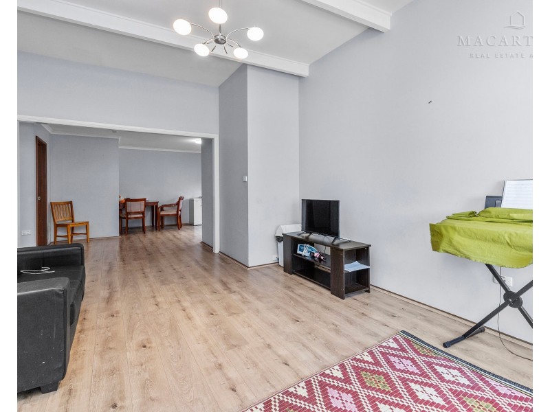 99 Raye Street, Tolland NSW 2650