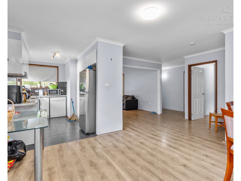 99 Raye Street, Tolland NSW 2650