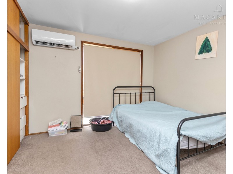 99 Raye Street, Tolland NSW 2650