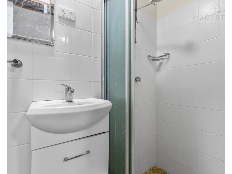 99 Raye Street, Tolland NSW 2650
