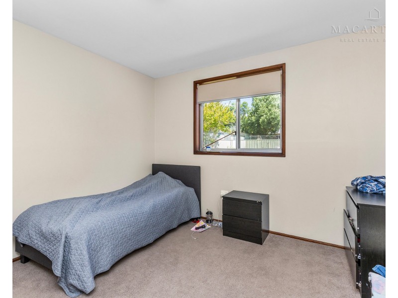 99 Raye Street, Tolland NSW 2650