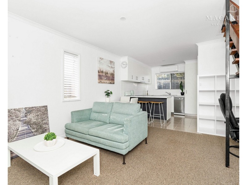 1/12 Higgins Avenue, Wagga Wagga NSW 2650