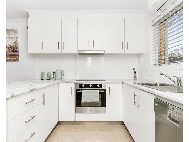 1/12 Higgins Avenue, Wagga Wagga NSW 2650