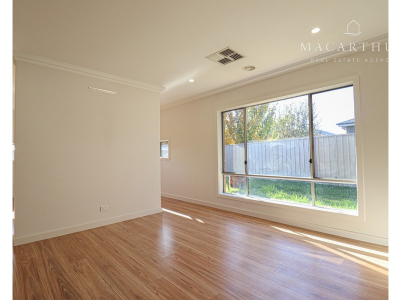 23 Charlton Street, Boorooma NSW 2650