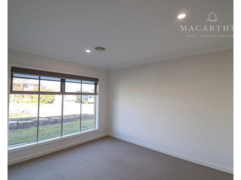 23 Charlton Street, Boorooma NSW 2650
