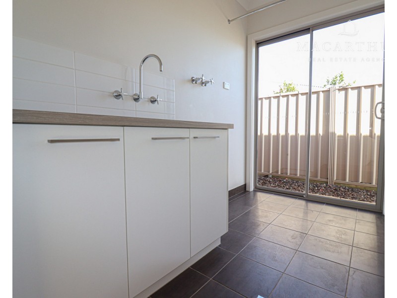 23 Charlton Street, Boorooma NSW 2650