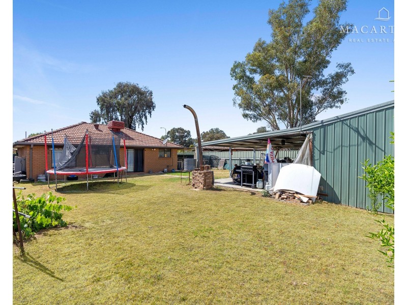 10 Wiradjuri Crescent, Wagga Wagga NSW 2650