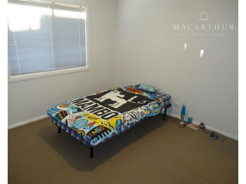 54 Avocet Drive, Estella NSW 2650