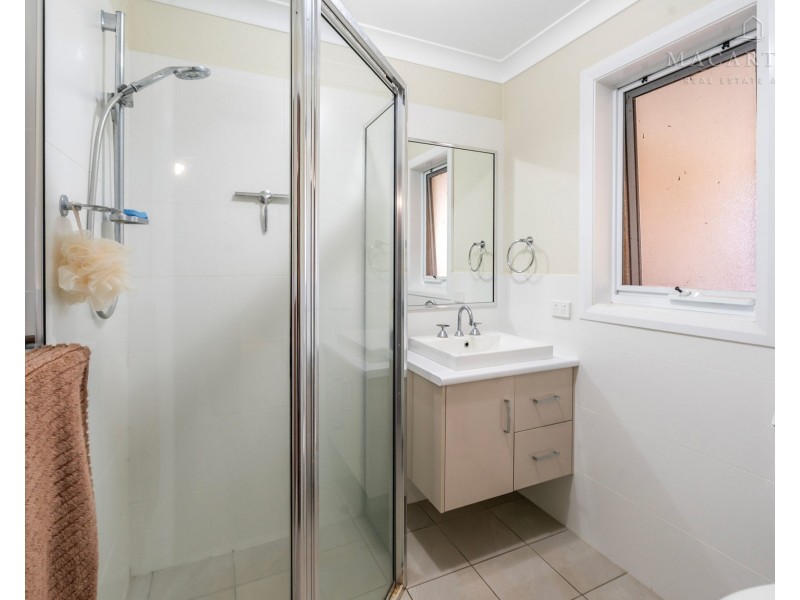 14 Flack Crescent, Boorooma NSW 2650
