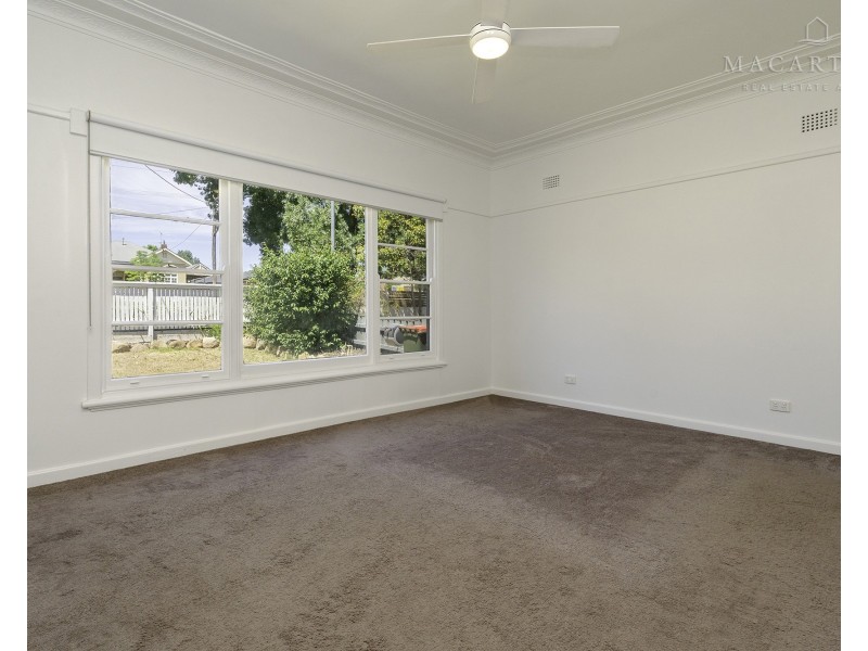 61 Urana Street, Turvey Park NSW 2650