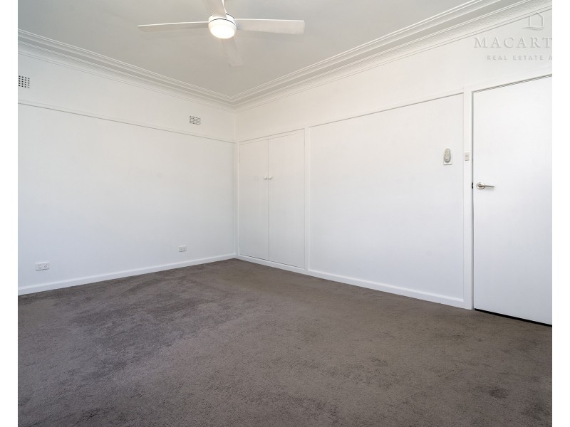 61 Urana Street, Turvey Park NSW 2650