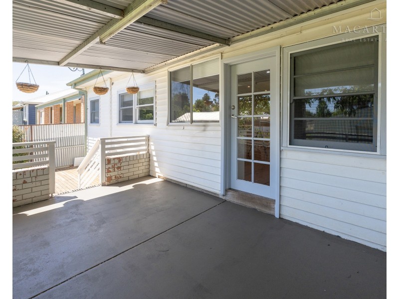 61 Urana Street, Turvey Park NSW 2650